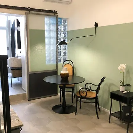 Apartman Caves *