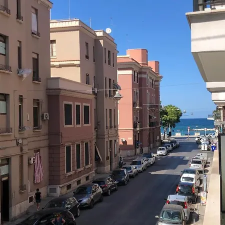 Apartman Caves Bari